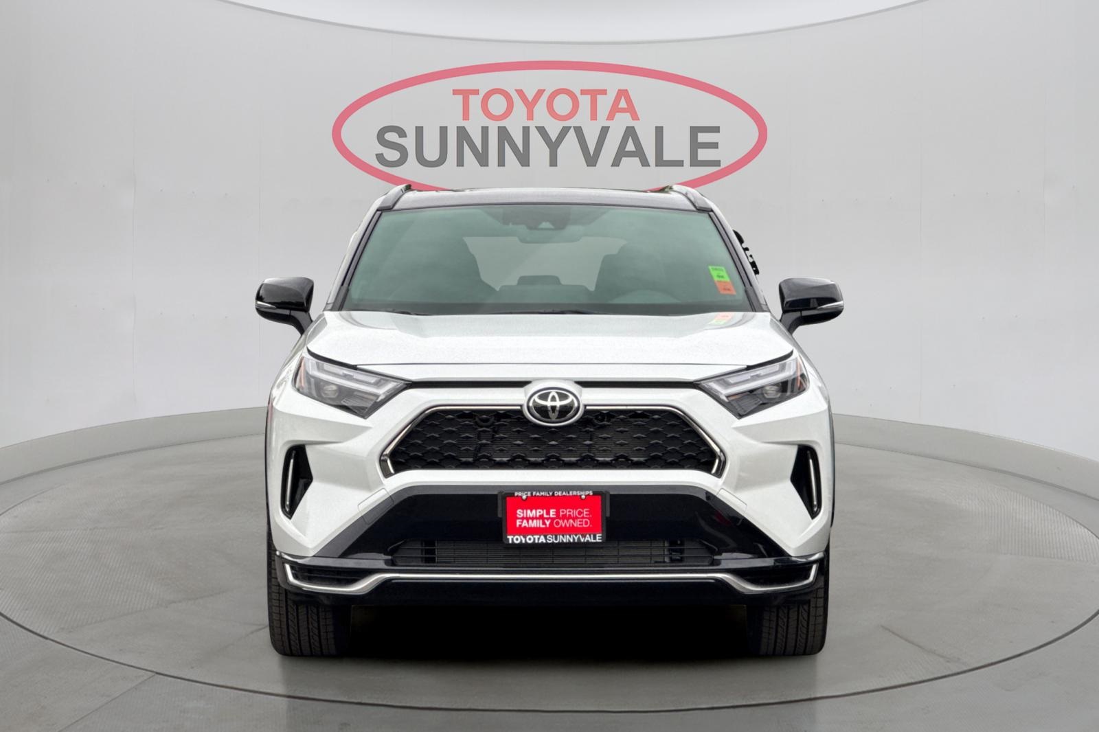 2025 Toyota RAV4 Hybrid XSE photo 10