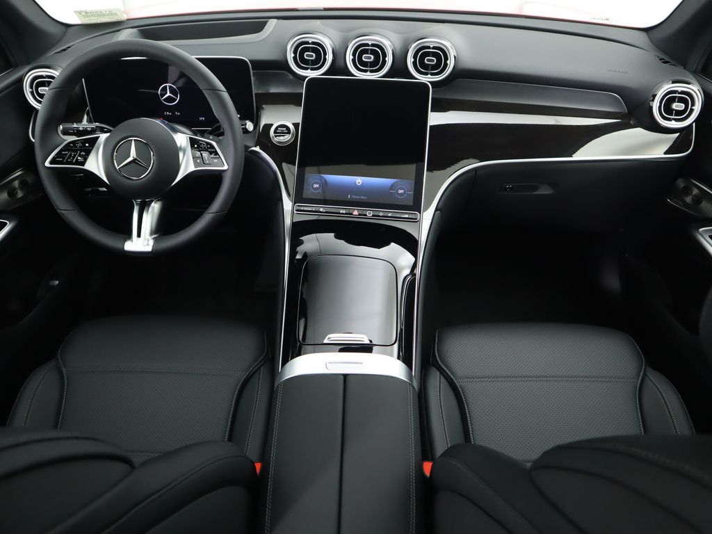 2026 Mercedes Benz GLC 300 photo 14