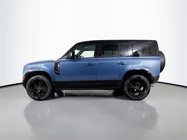 2025 Land Rover Defender 110 X-Dynamic SE photo 5