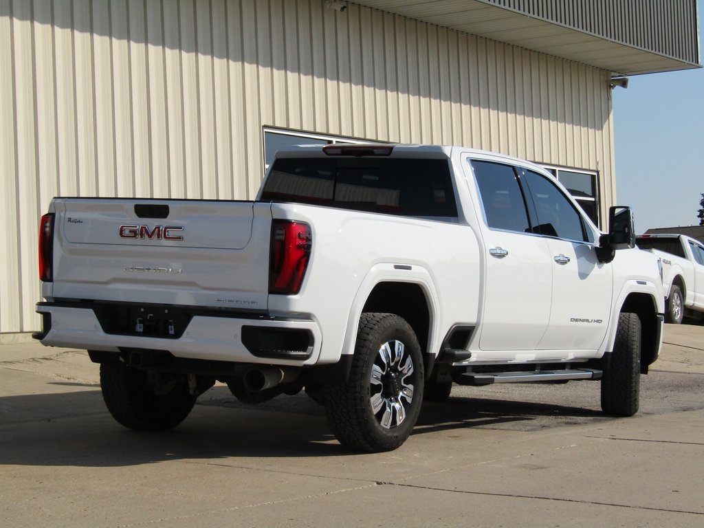 2025 Gmc Sierra 2500 HD Denali photo 3