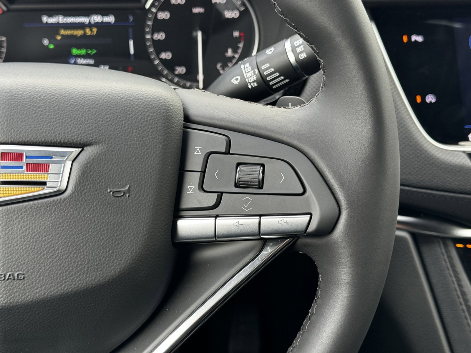 2025 Cadillac XT6 Luxury photo 19