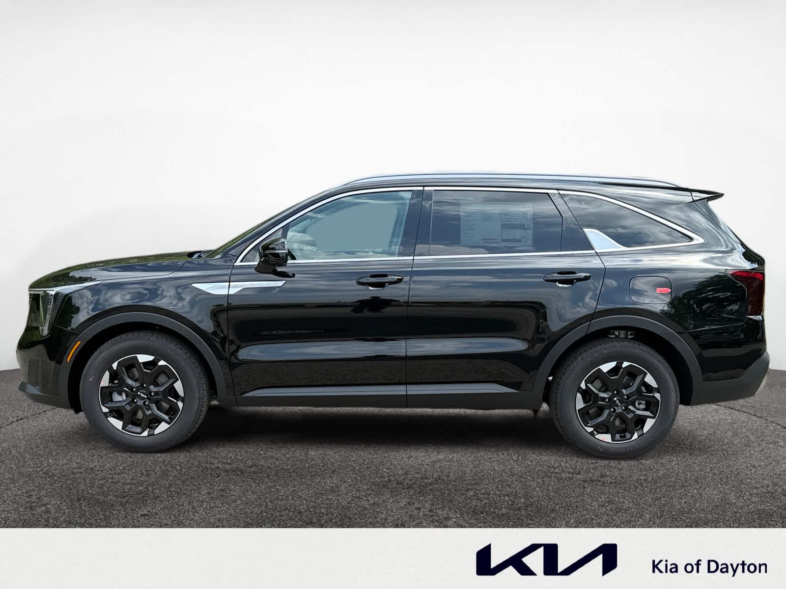 2026 Kia Sorento S photo 2