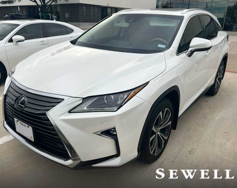 2017 Lexus RX's photo