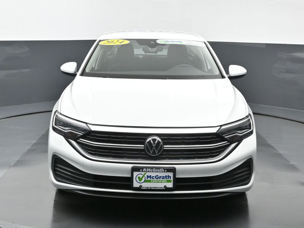 2024 Volkswagen Jetta 1.5T S photo 2