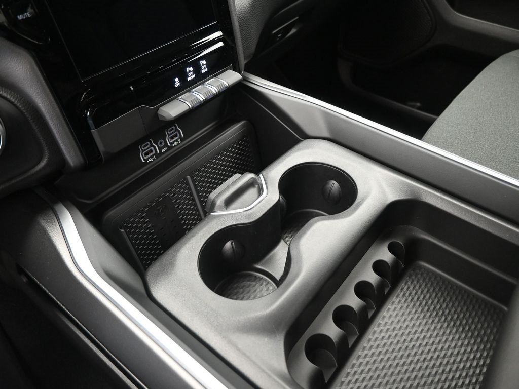 2025 Ram 1500 Big Horn Lone Star photo 4