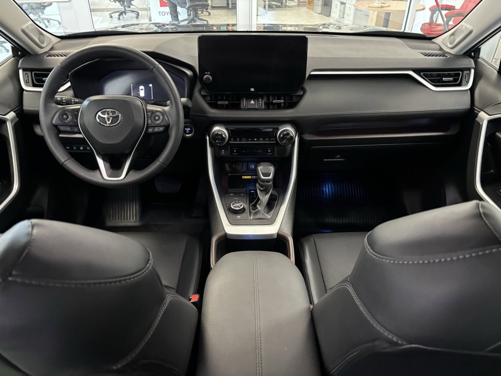 2023 Toyota RAV4 Hybrid Limited photo 17