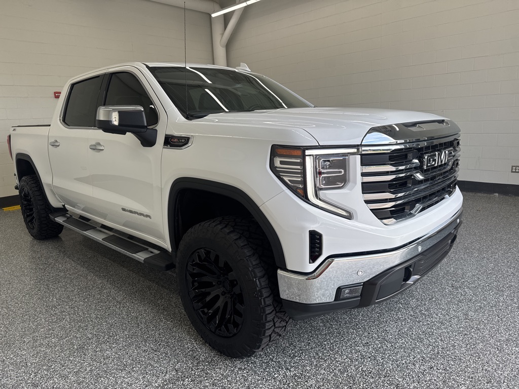 2024 Gmc Sierra 1500 SLT photo 4