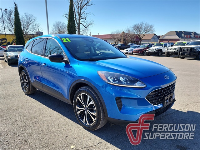 2021 Ford Escape SE's photo