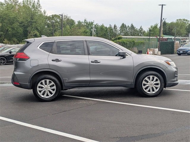 Used 2017 Nissan Rogue S with VIN KNMAT2MVXHP593527 for sale in Hamden, CT