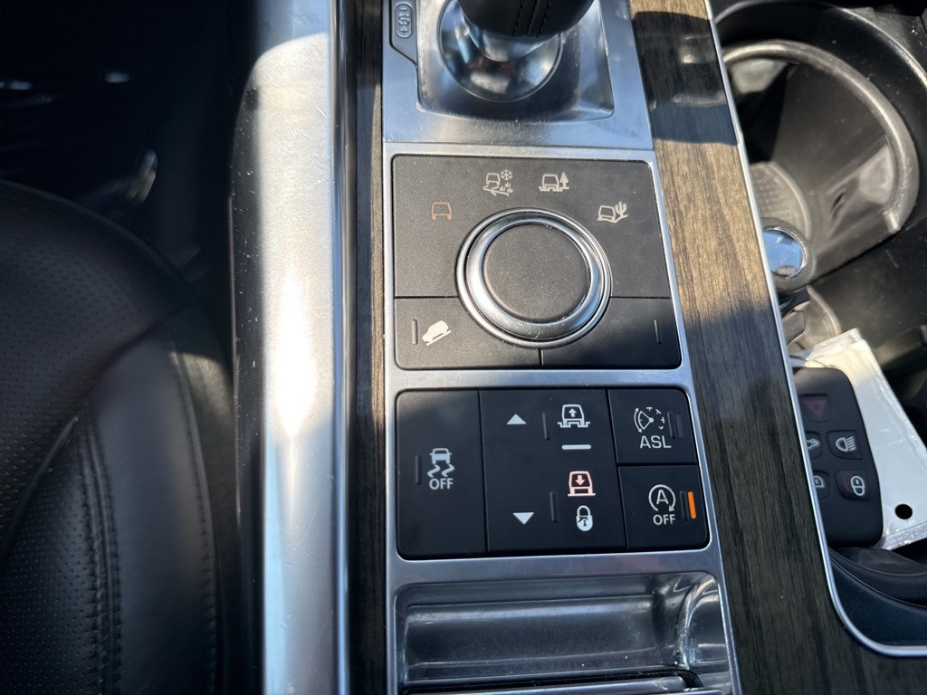 2016 Land Rover Range Rover Sport SuperCharged HSE photo 29