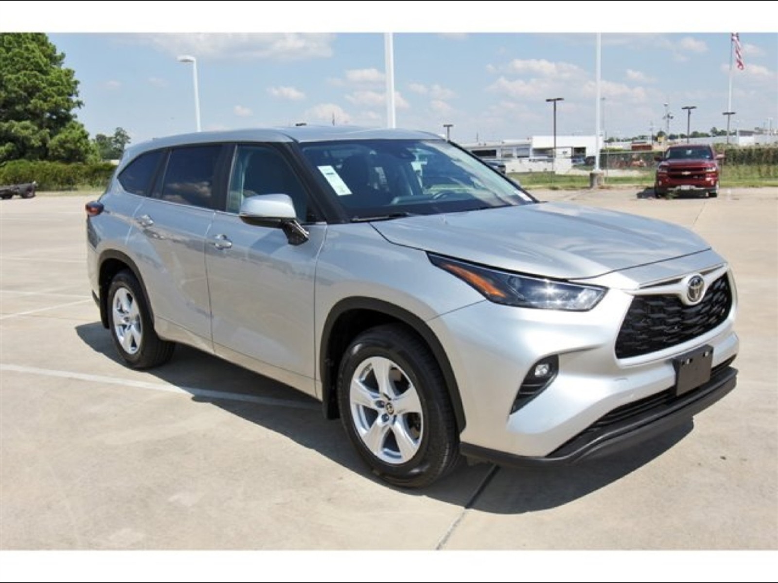 2024 Toyota Highlander LE - 7