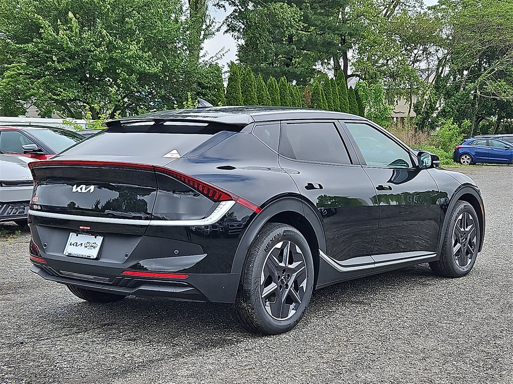 2025 Kia EV6 Light photo 4