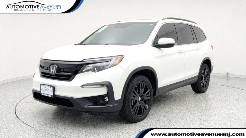 2022 Honda Pilot SE's photo