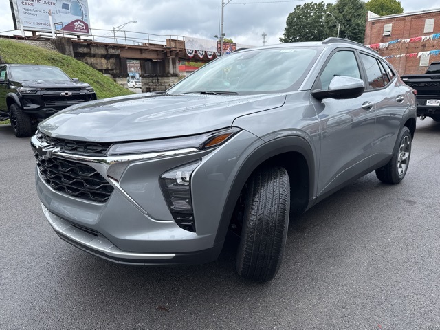2026 Chevrolet Trax LT photo 5