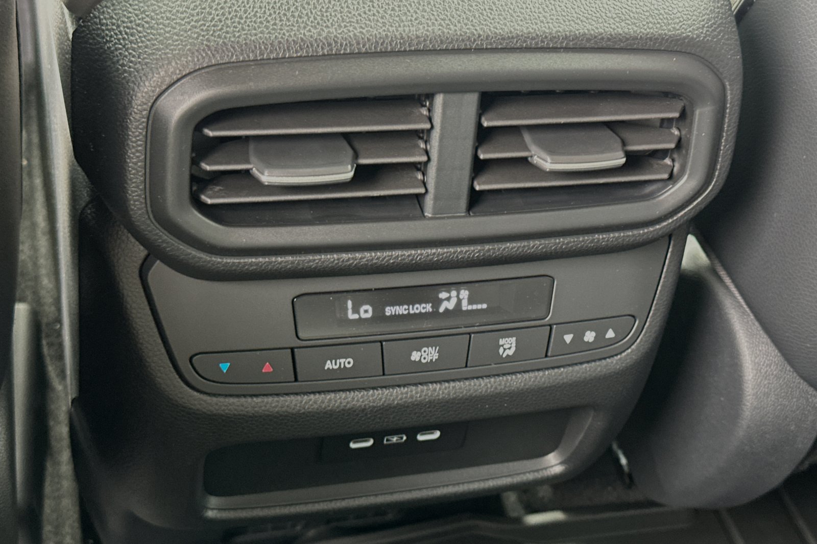 2025 Honda Pilot EX-L photo 13