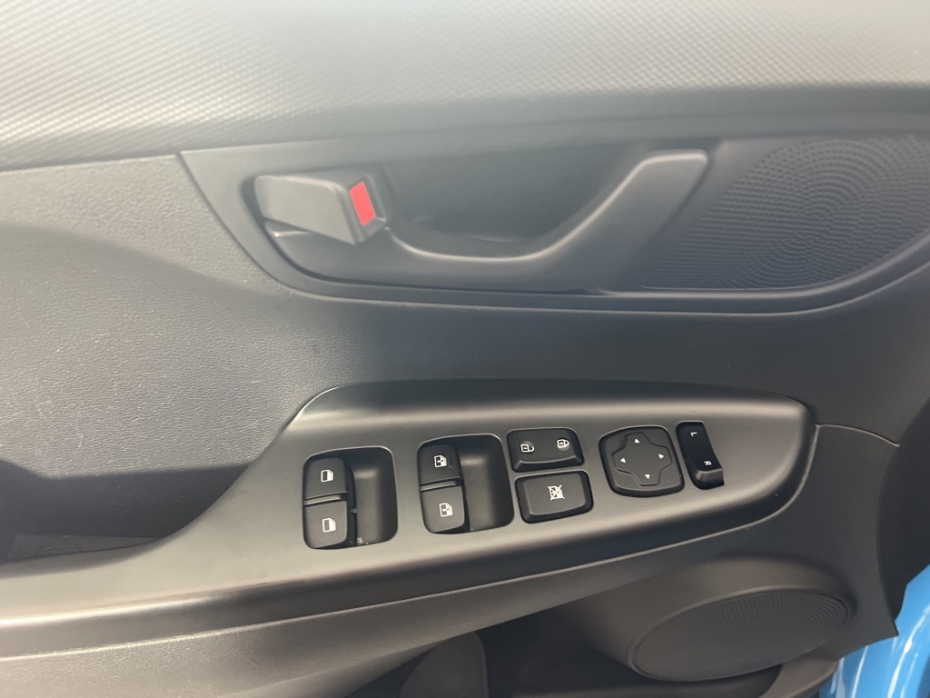 2023 Hyundai Kona SEL photo 13