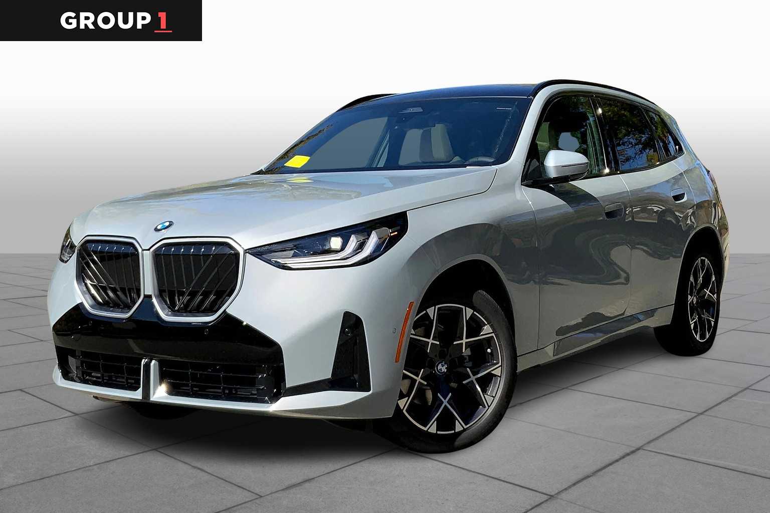 2026 BMW X3 30's photo