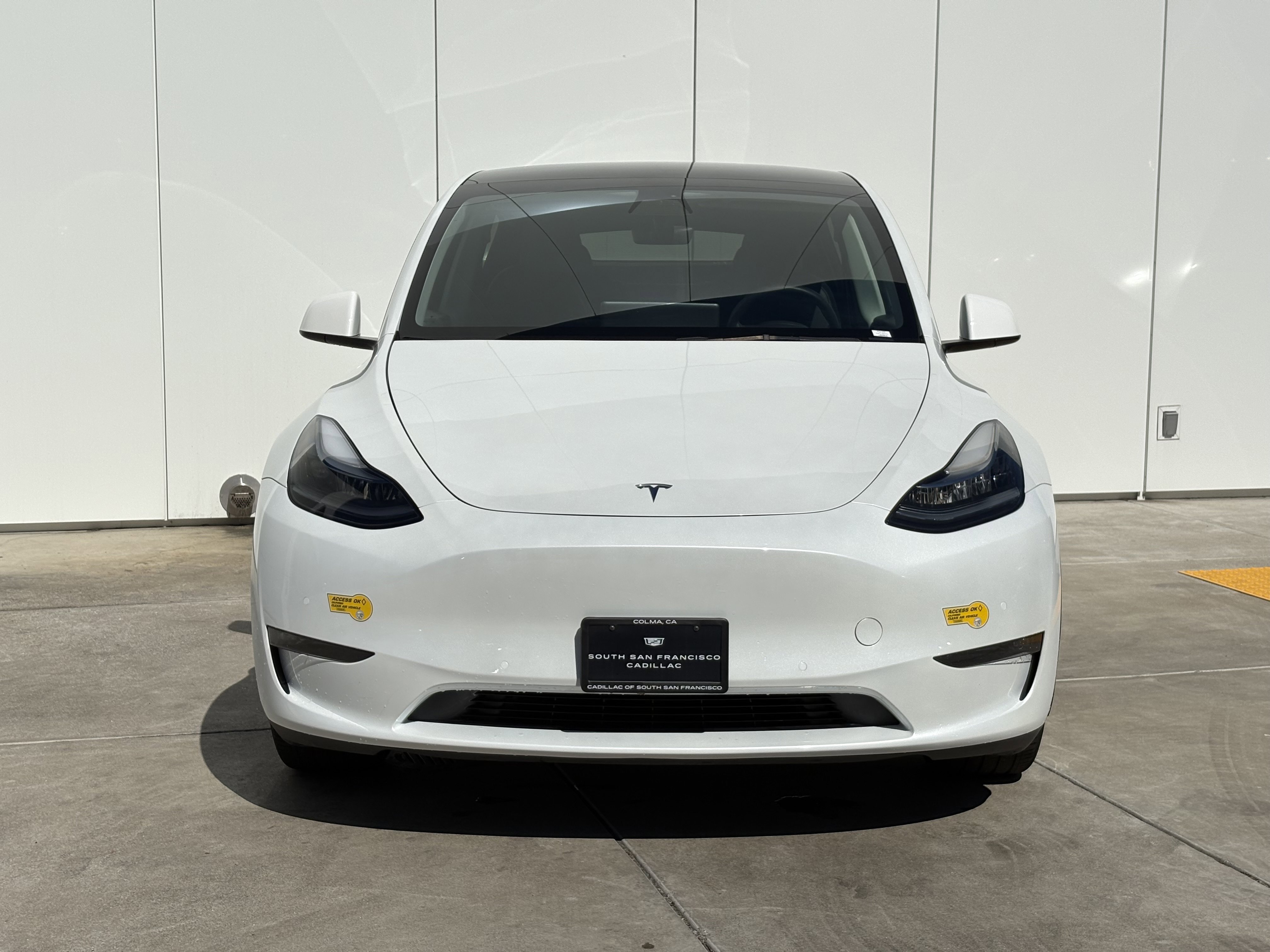 2022 Tesla Model Y Long Range photo 2