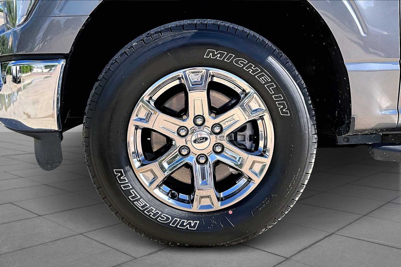 2021 Ford F-150 XLT photo 11
