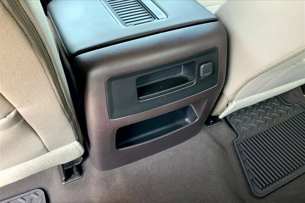 2018 Chevrolet Silverado 1500 LT photo 32