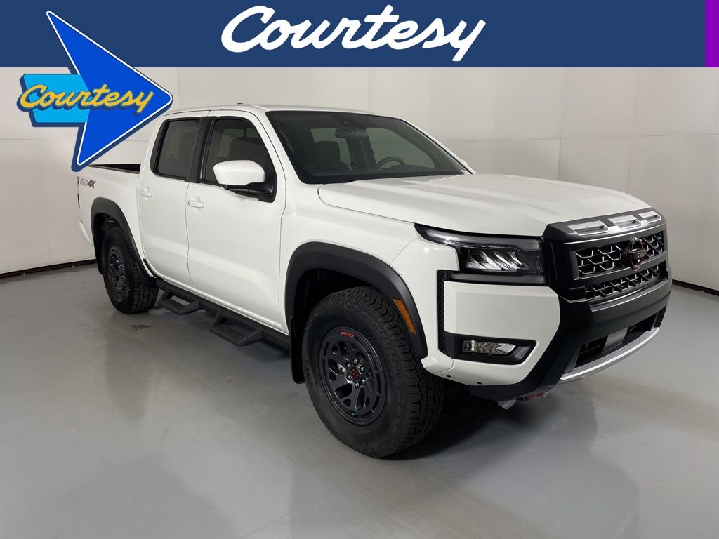 2026 Nissan Frontier PRO-4X's photo