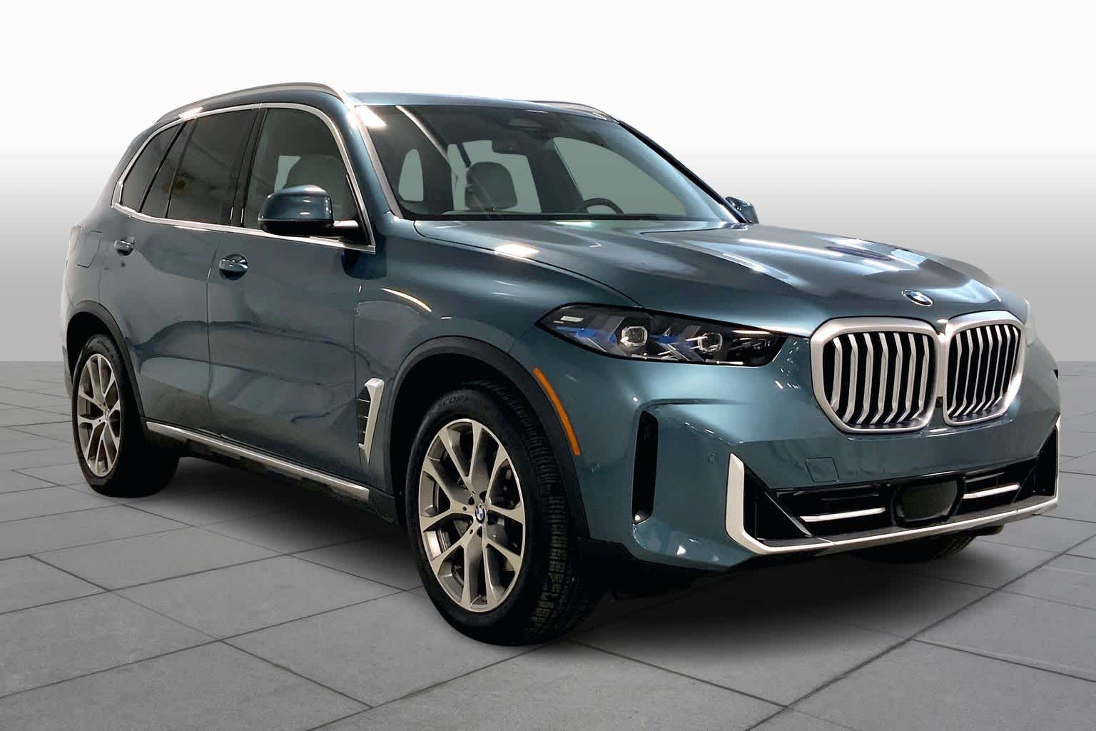 Used 2025 BMW X5 40i with VIN 5UX23EU0XS9Y59083 for sale in Kansas City