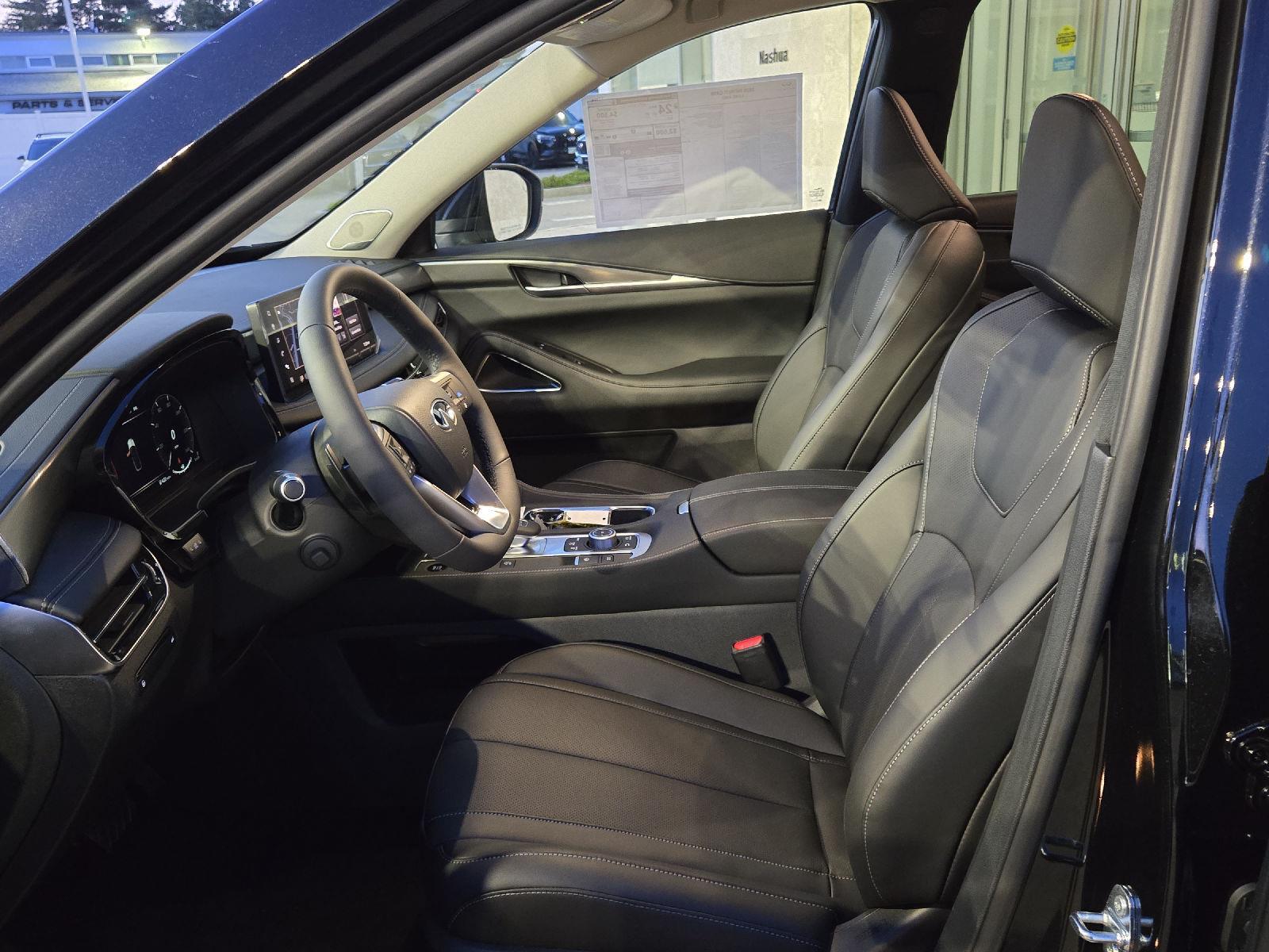 2026 Infiniti QX60 Luxe AWD photo 3