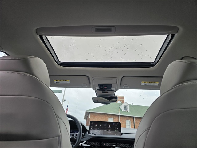 2025 Honda Accord Hybrid Touring photo 11