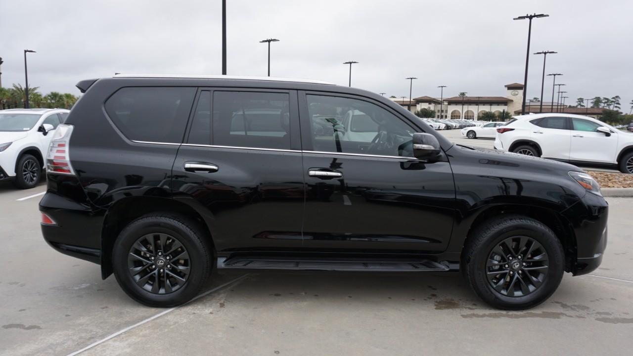 2023 Lexus GX 460 Premium photo 2