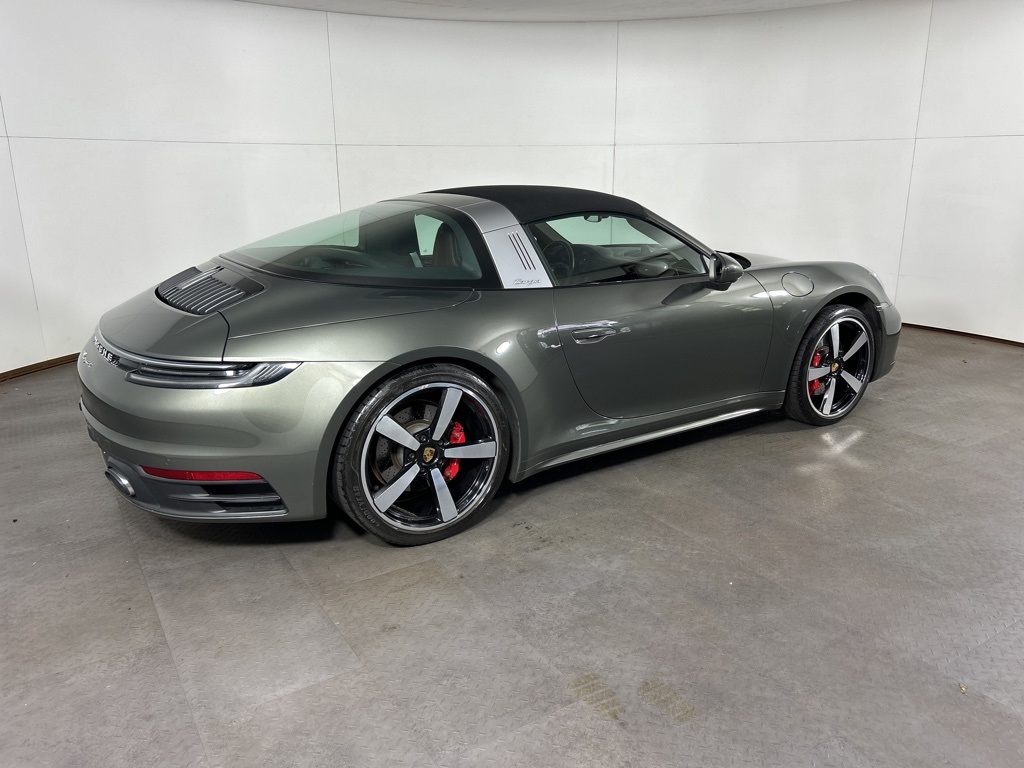 2022 Porsche 911 Targa 4S photo 5