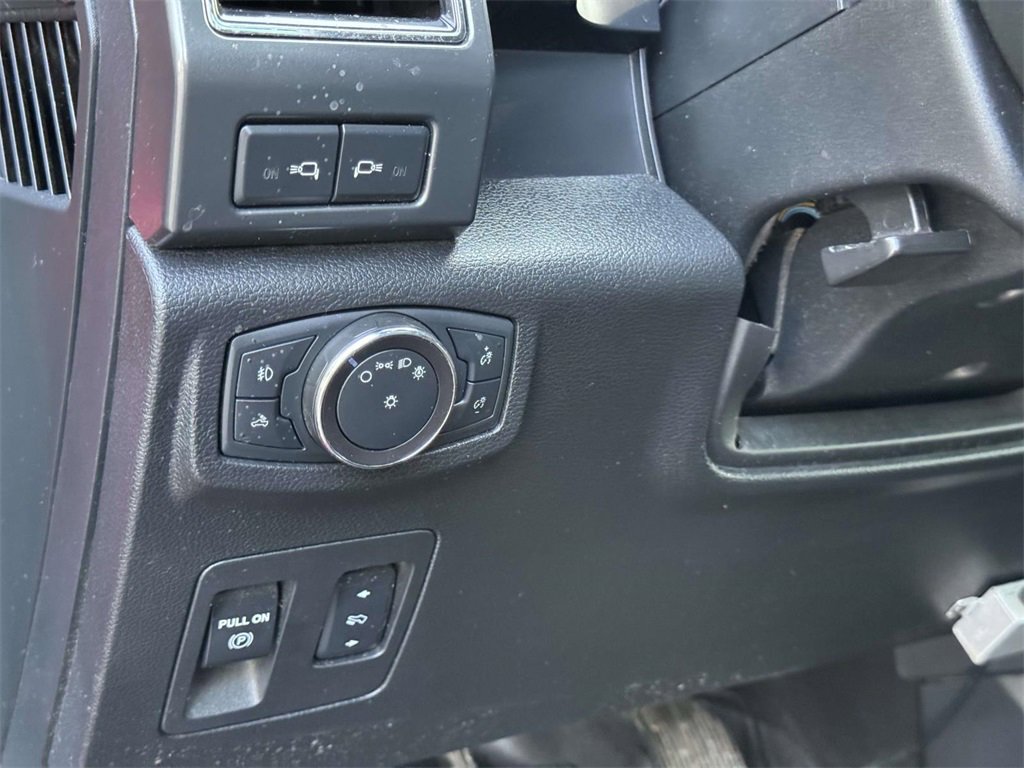 2018 Ford F-150 XLT photo 8