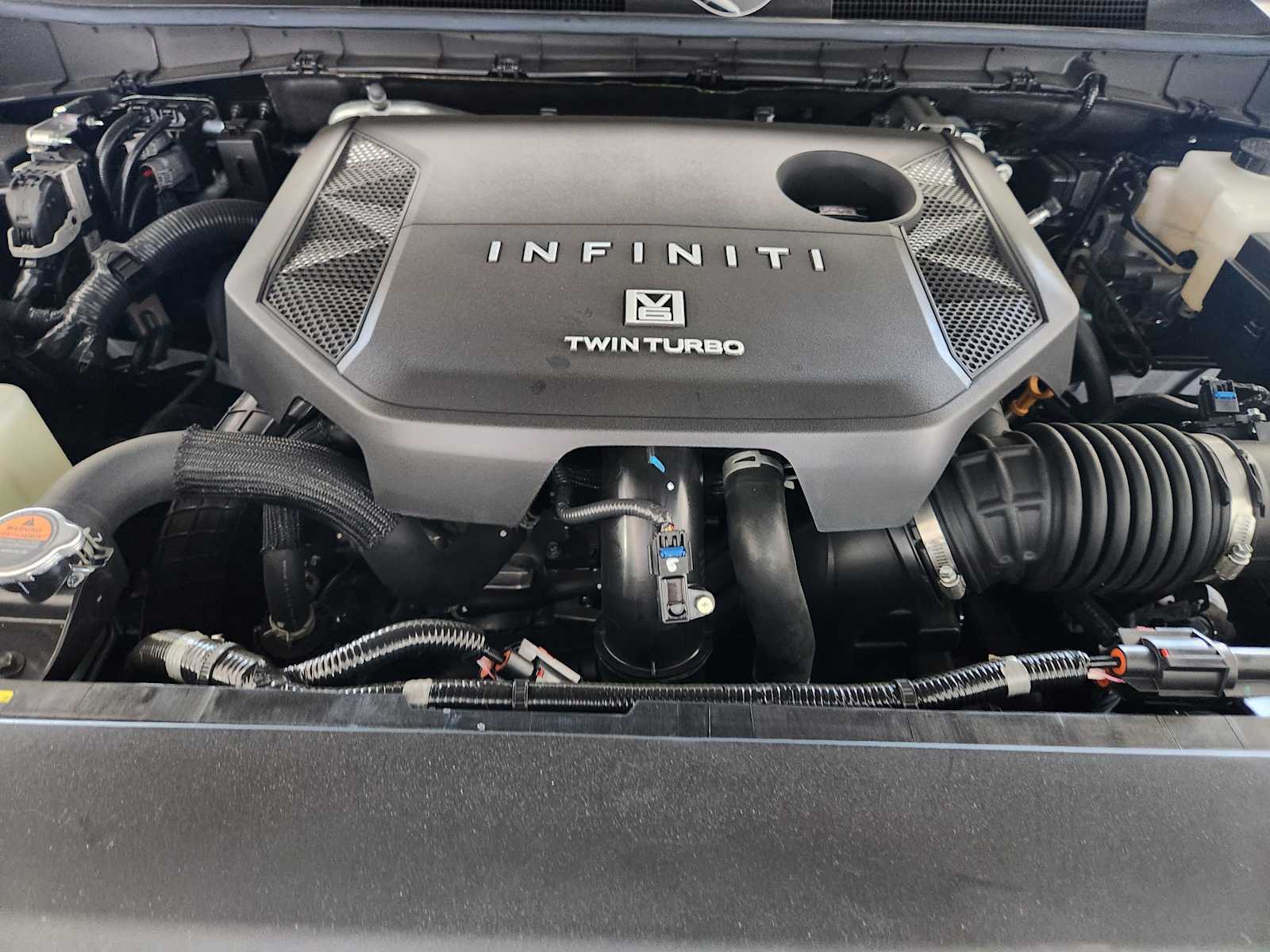 2025 Infiniti QX80 photo 27