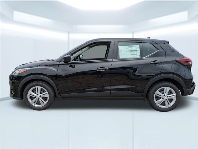New 2025 Nissan Kicks Play S Crossover in Foley #NP60486