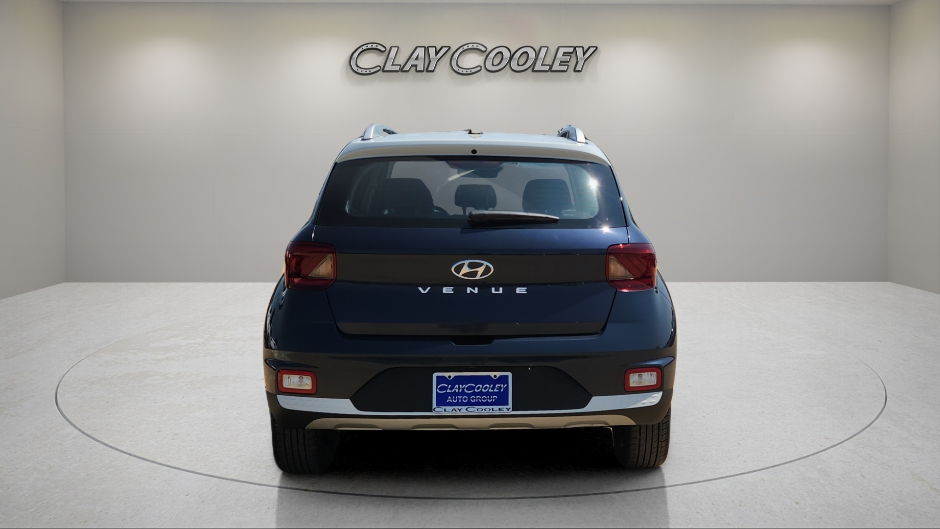 2025 Hyundai Venue Limited photo 4