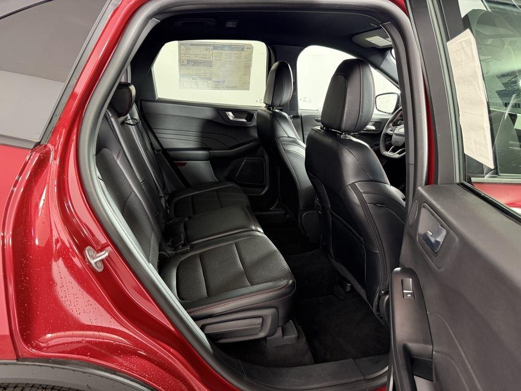 2025 Ford Escape ST-Line Select photo 8