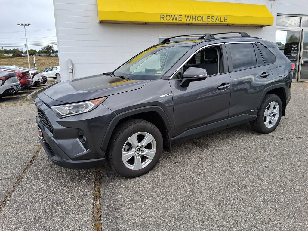 2019 Toyota RAV4 Hybrid XLE photo 2
