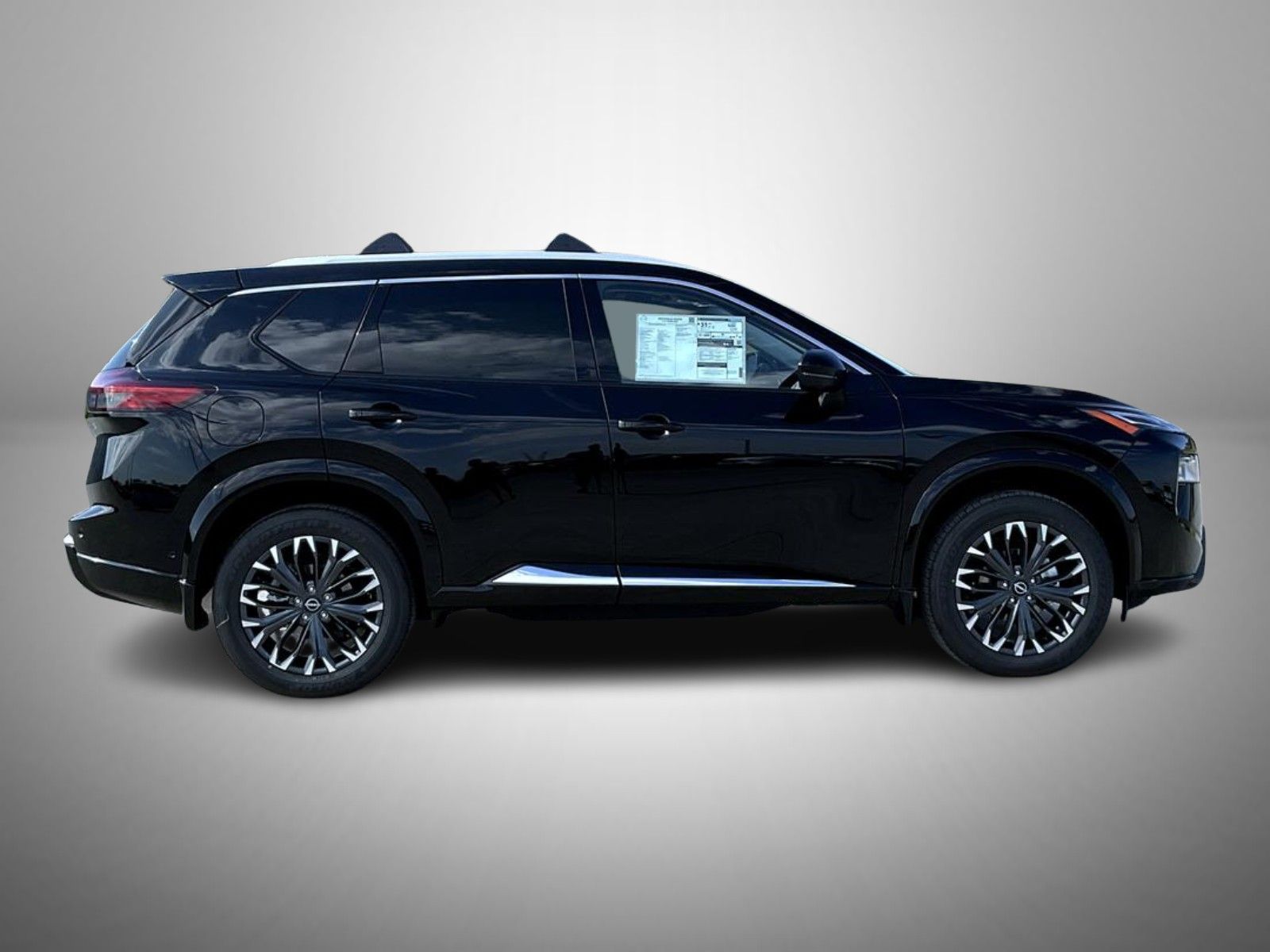 2026 Nissan Rogue Platinum photo 2