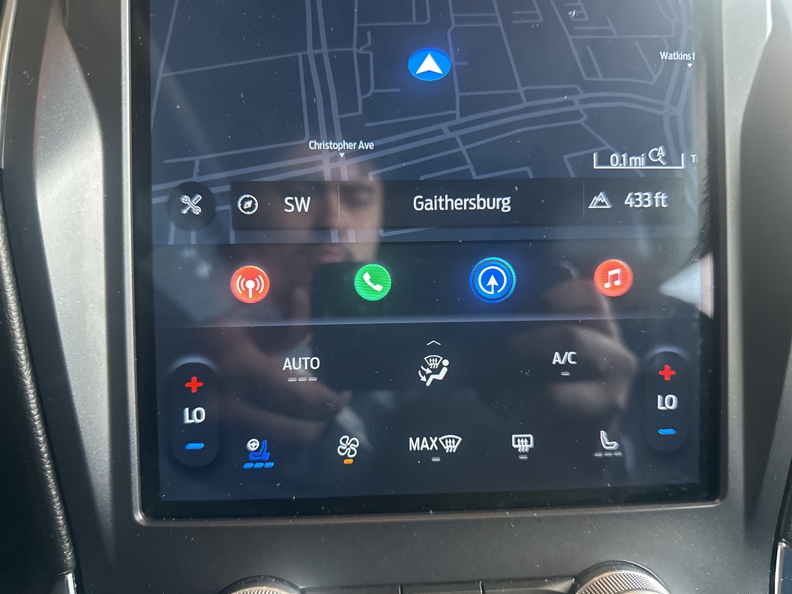 2021 Ford Edge Titanium photo 4