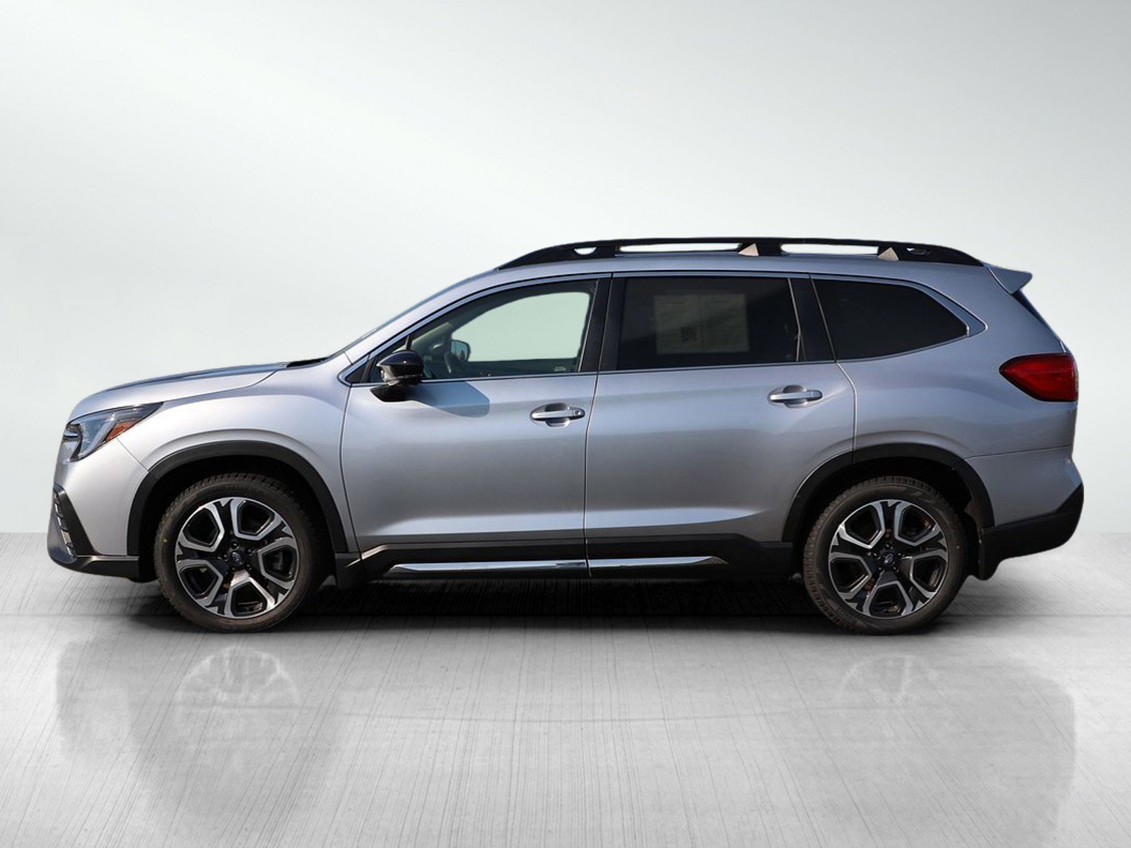Used 2024 Subaru Ascent Limited with VIN 4S4WMARD7R3406228 for sale in Burnsville, Minnesota