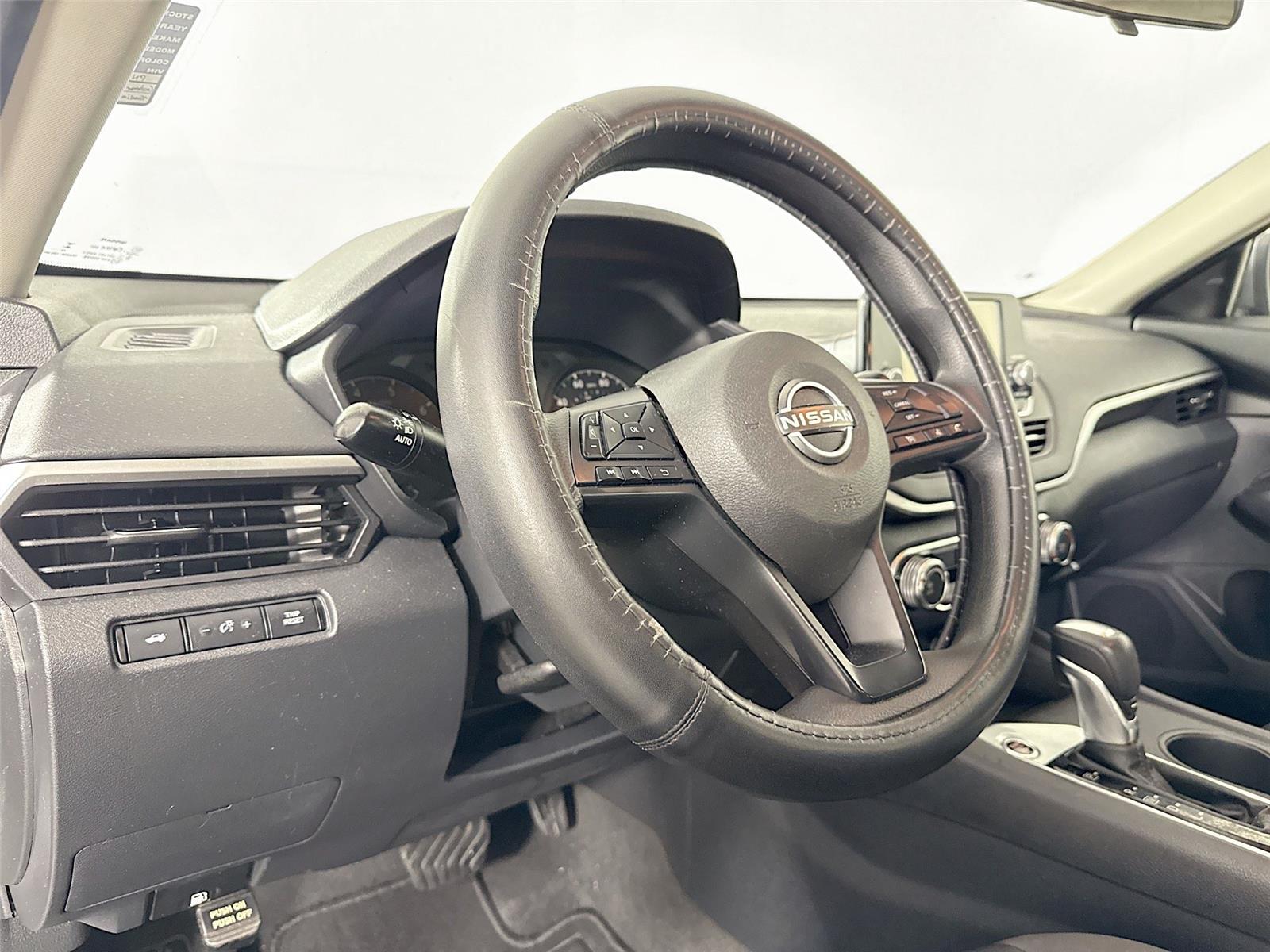 2023 Nissan Altima 2.5 S photo 9