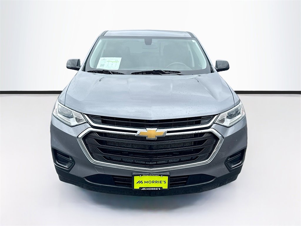 2021 Chevrolet Traverse LS photo 2