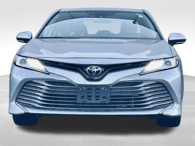 2019 Toyota Camry L photo 3