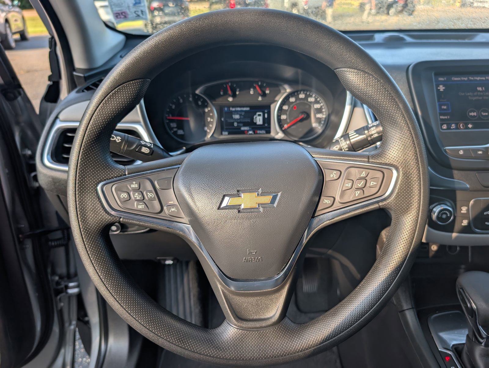 2024 Chevrolet Equinox LS photo 19