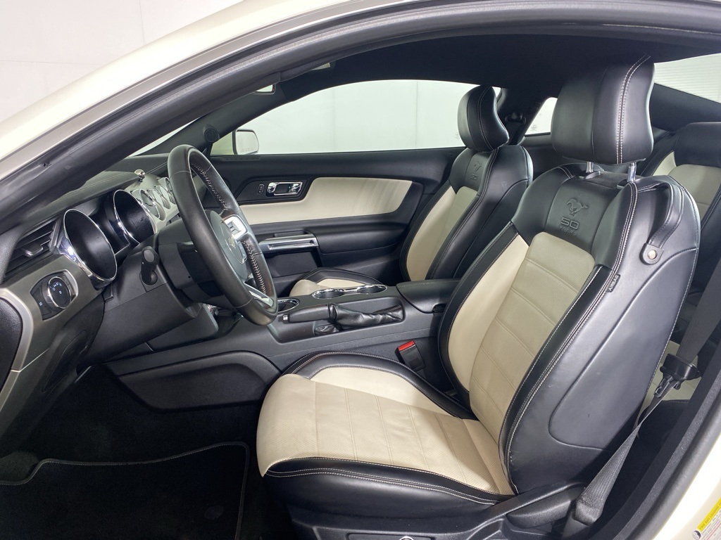 2015 Ford Mustang GT 50th Anniversary Edition photo 4