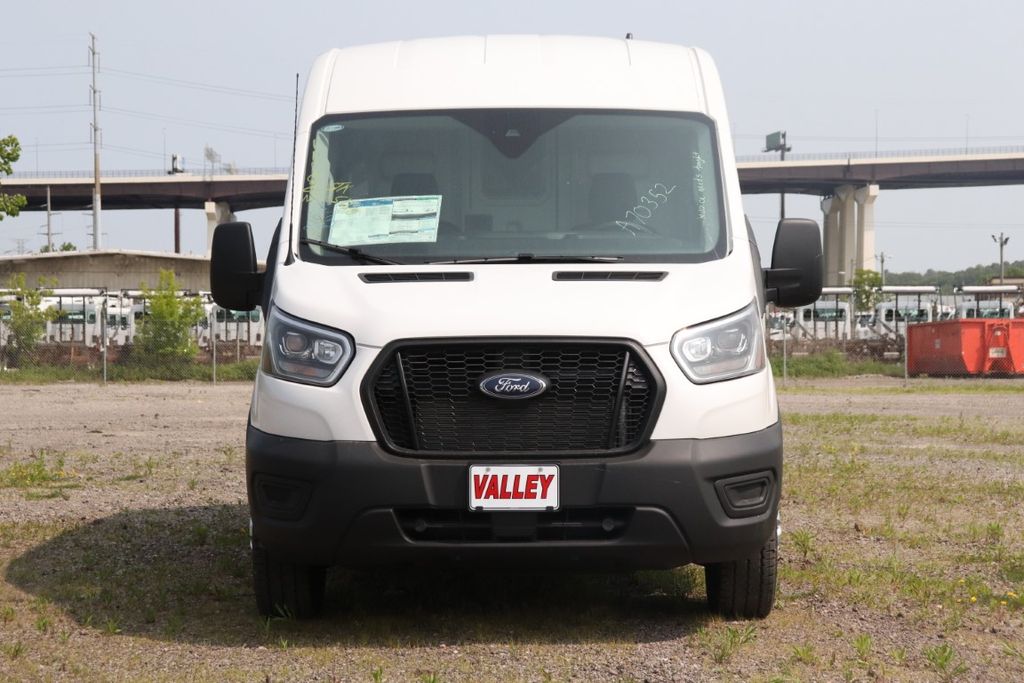 2025 Ford Transit photo 2