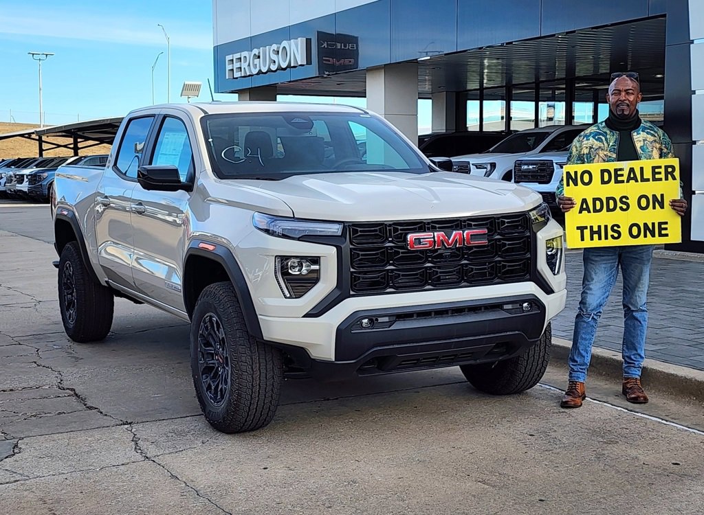 2026 GMC Canyon Elevation's photo