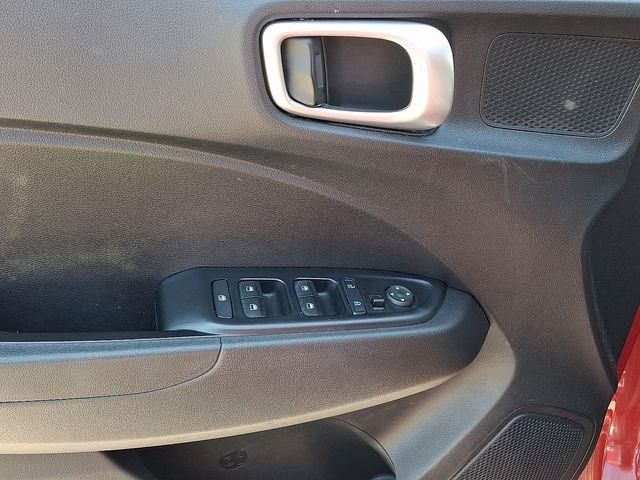 2023 Hyundai Venue SE photo 10