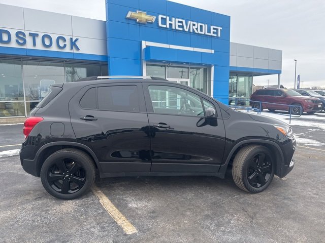 Used 2018 Chevrolet Trax Premier with VIN KL7CJMSBXJB709621 for sale in Woodstock, IL