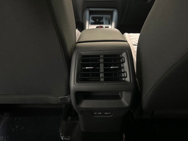 2025 Volkswagen Tiguan S photo 24