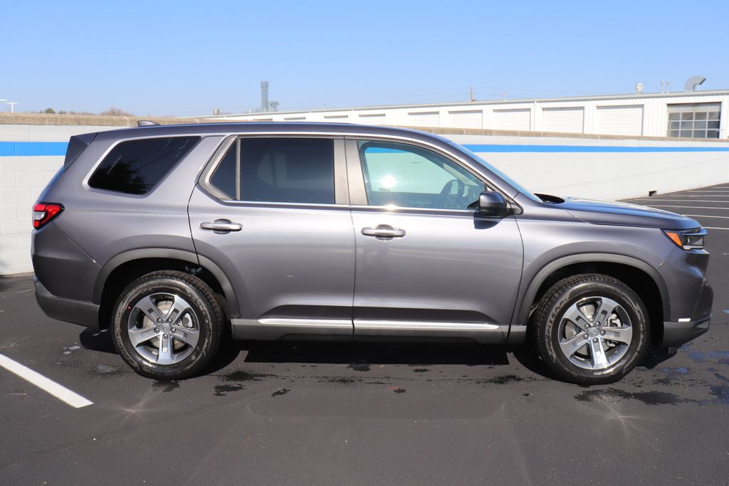 2025 Honda Pilot EX-L photo 5